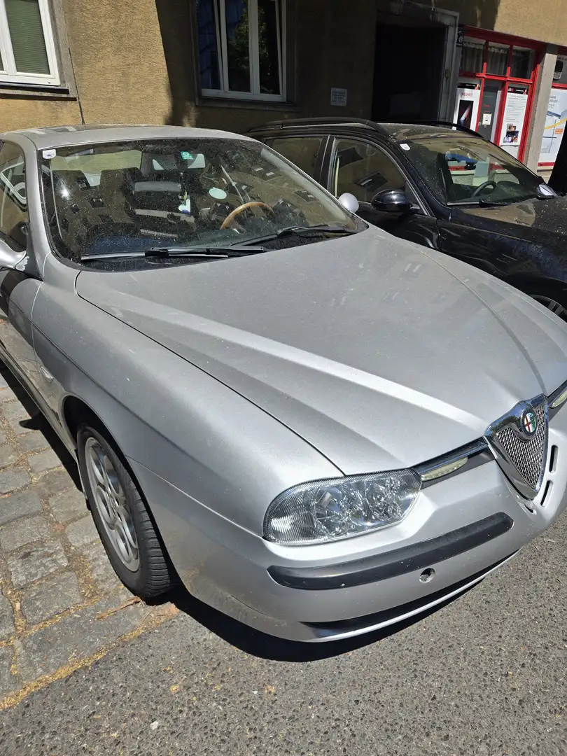 Alfa Romeo 156 2.0 Twin Spark 16V - 1