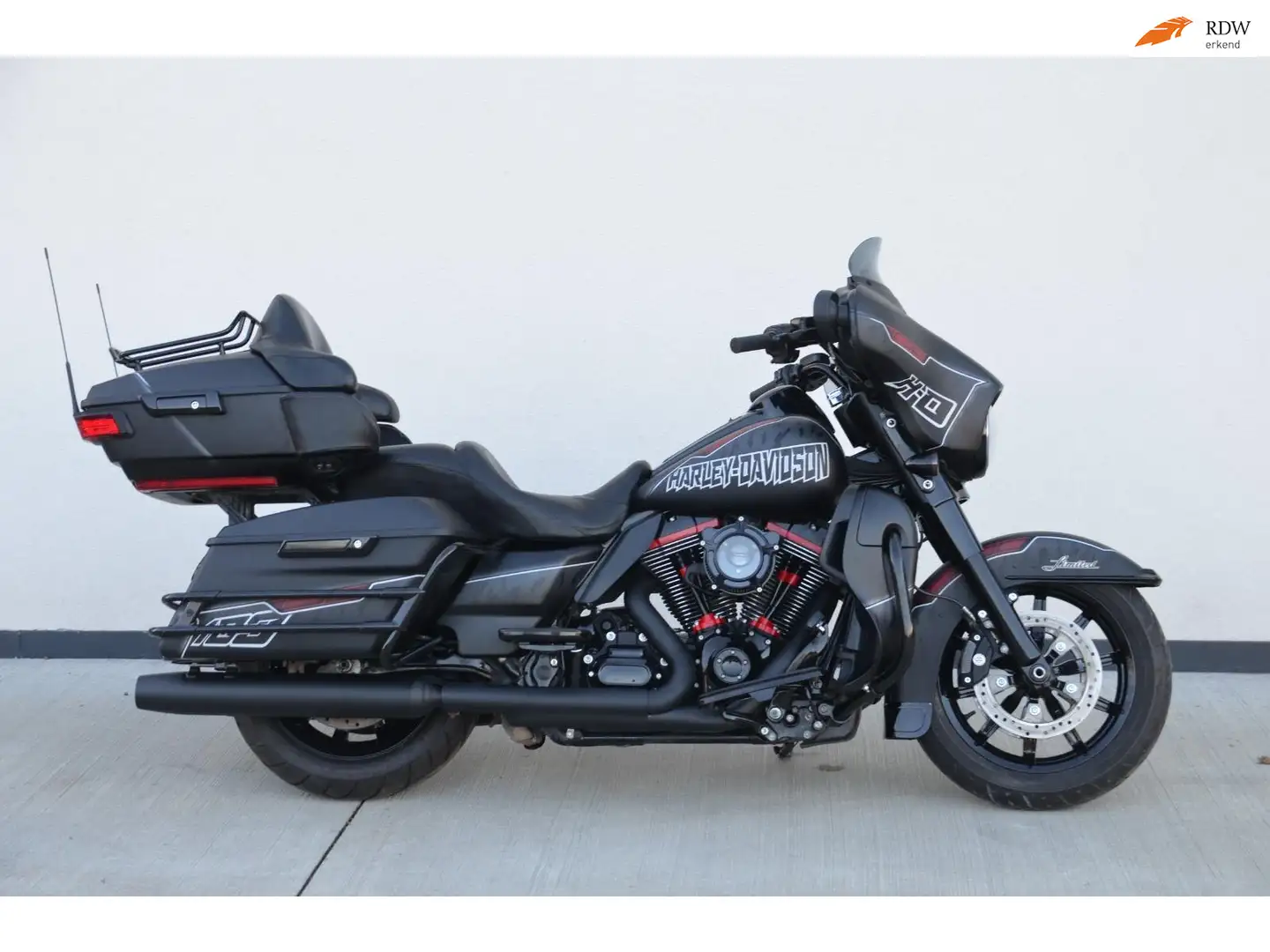 Harley-Davidson Ultra Limited FLHTKL LOW CUSTOM 103CI SPECIAL (BJ 2016) - 1