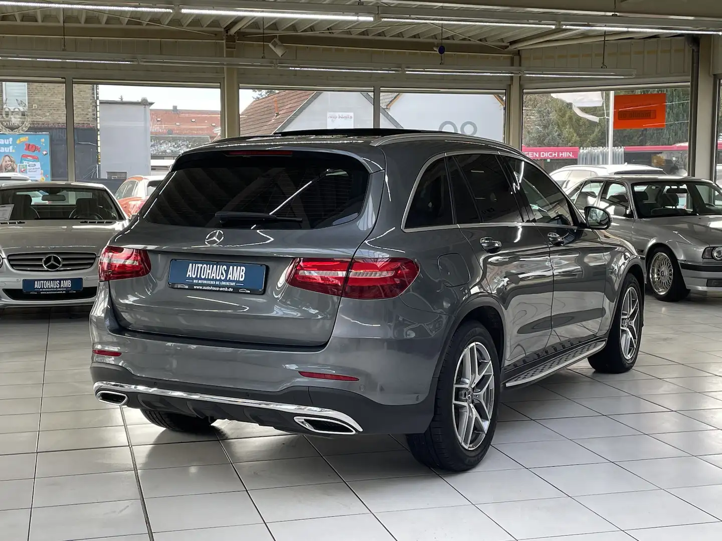Mercedes-Benz GLC 220 d 4Matic 9G-Tronic AMG Line Pano LED Grau - 2