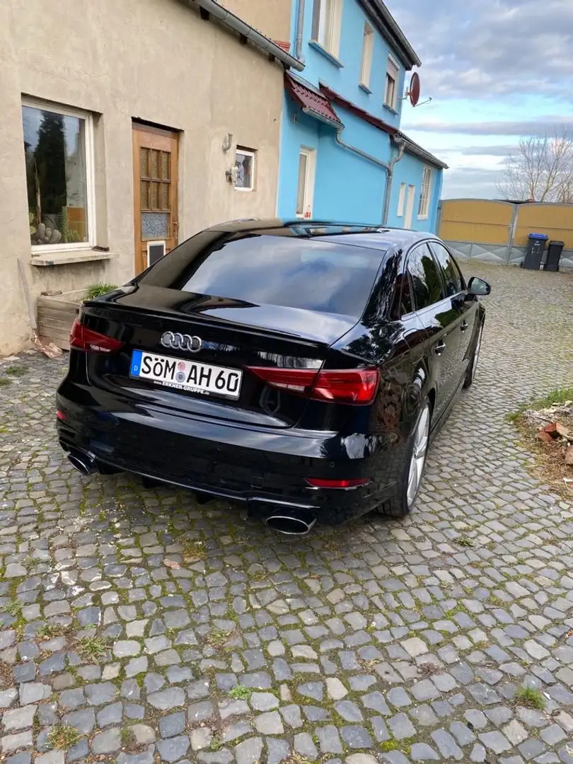 Audi RS3 2.5 TFSI quattro Top Gepflegt Schwarz - 2
