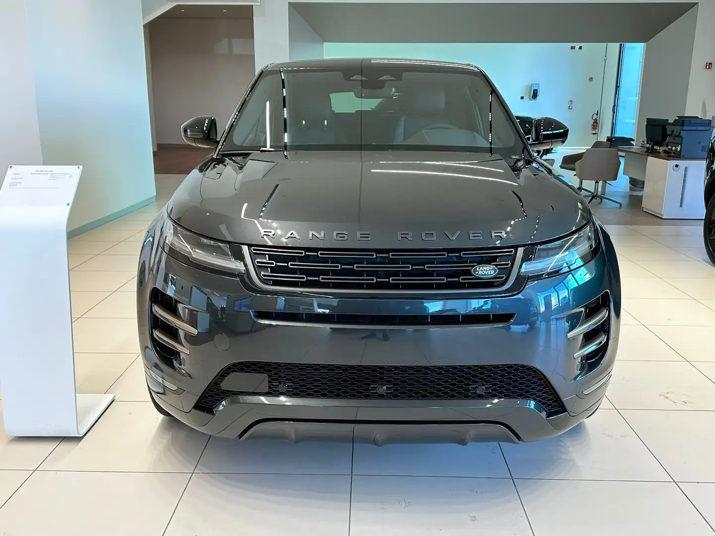 Land Rover Range Rover Evoque 2.0d i4 mhev Dynamic SE awd 163cv auto Grigio - 2