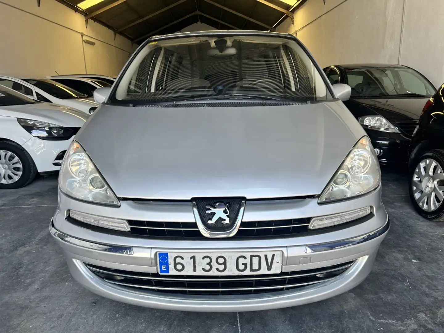 Peugeot 807 2.0HDI Premium - 2
