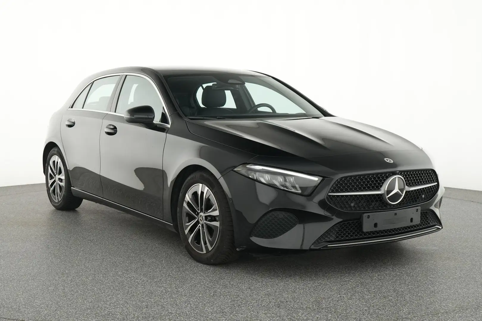 Mercedes-Benz A 180 Luxury Line Noir - 2