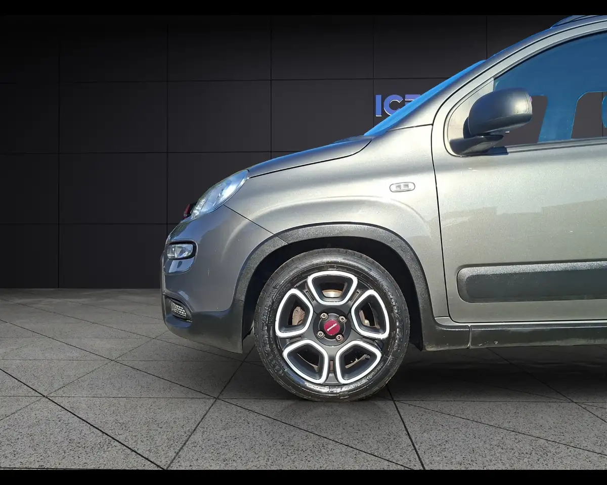 Fiat Panda 1.0 FireFly S&S Hybrid City Life, миниатюра 18