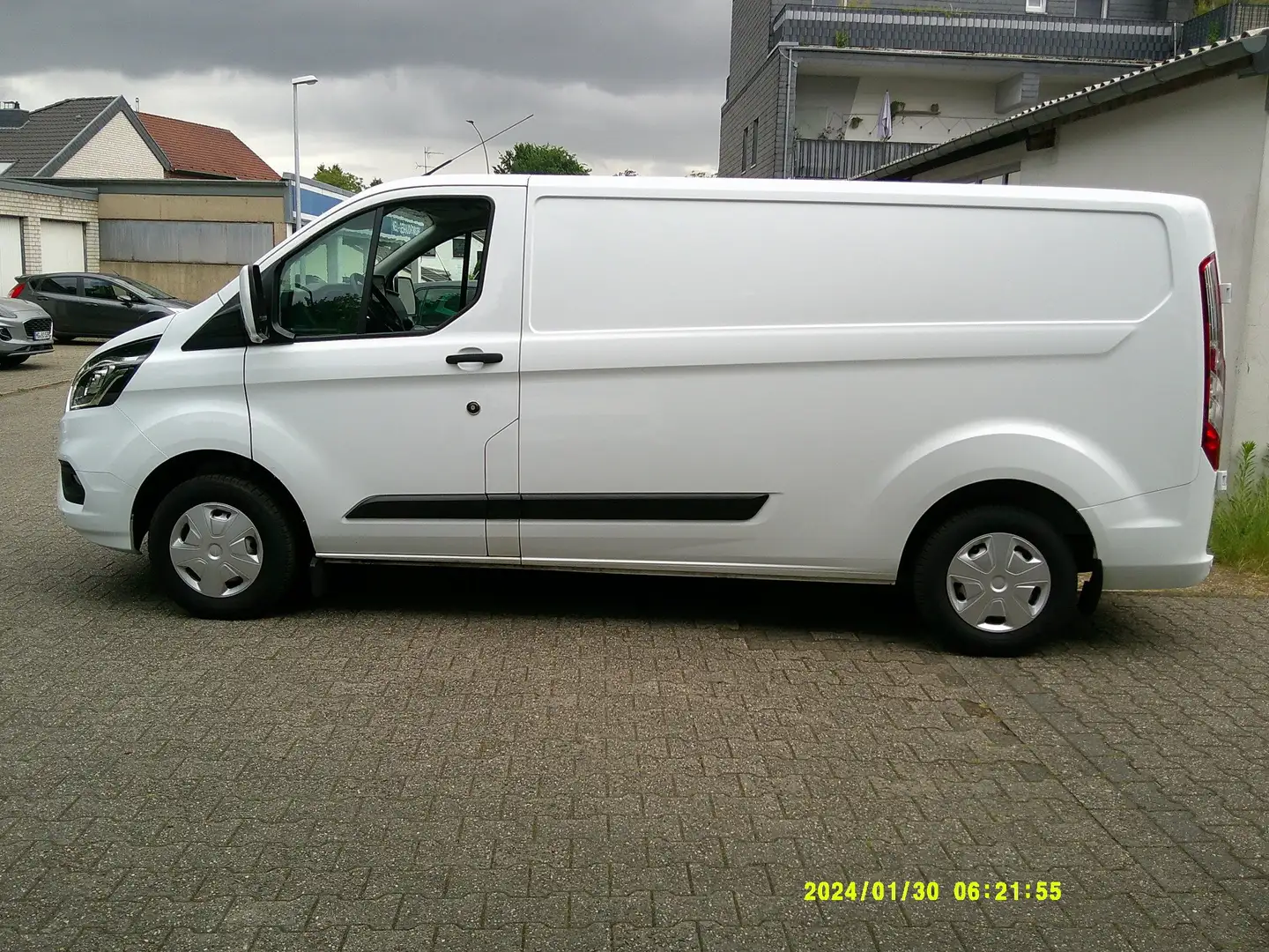 Ford Transit Custom 300 L2 Trend Weiß - 2