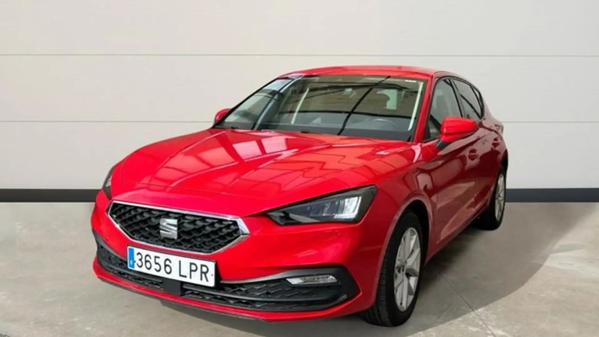 SEAT Leon 1.0 eTSI S&S Style DSG-7 110 Rojo - 2