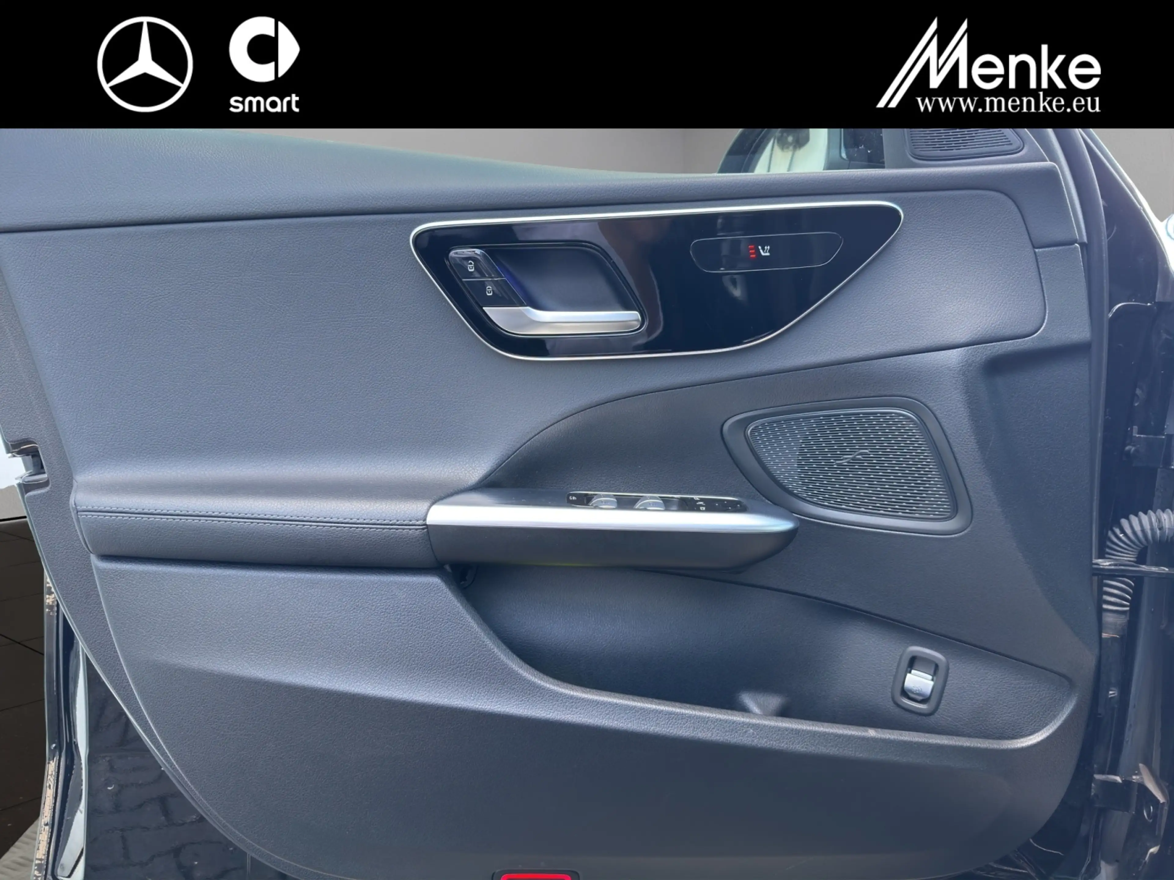 Mercedes-Benz C 200 d T-Mod Night+Distro+Kamera+Carplay — photo 11