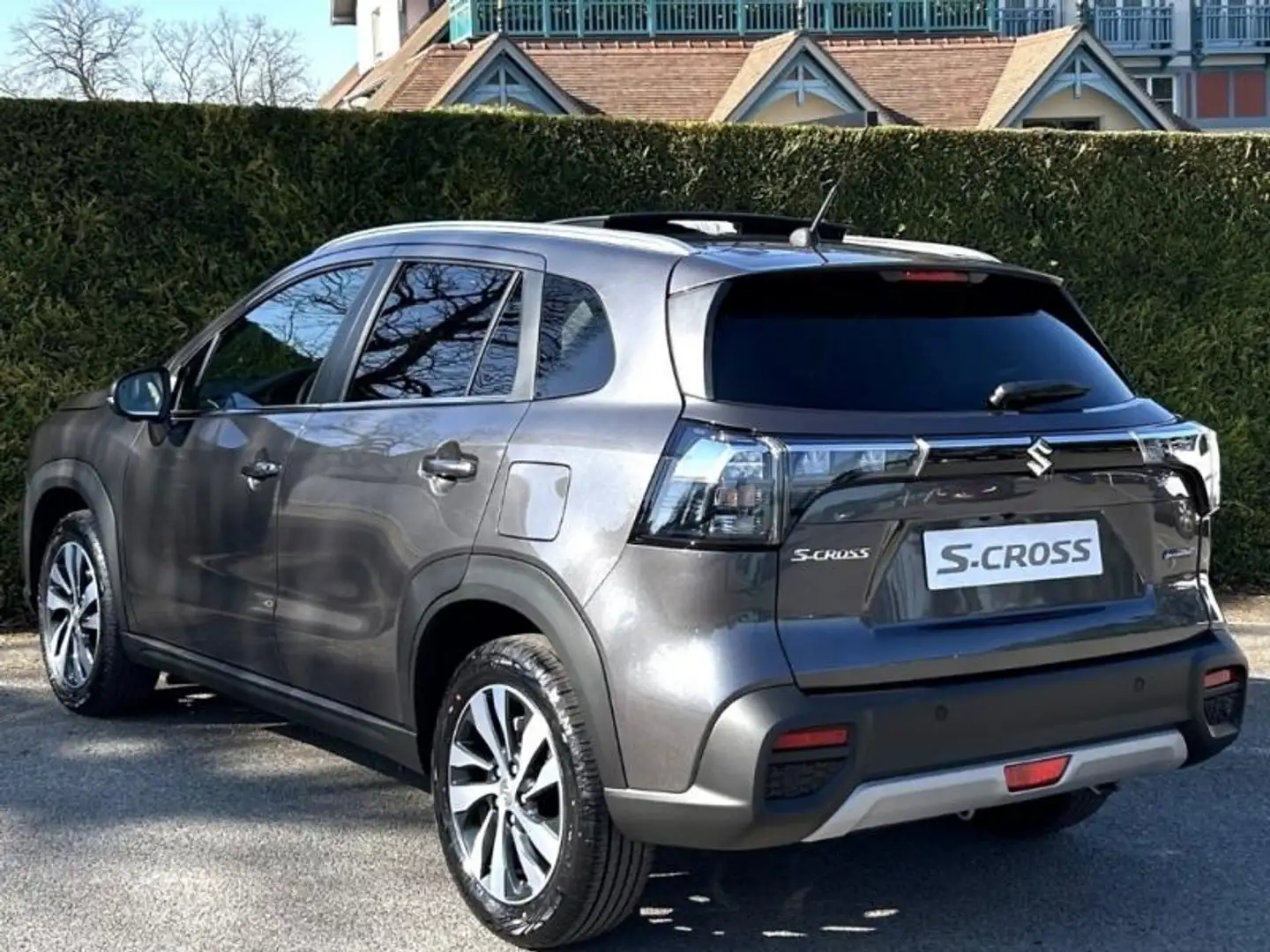 Suzuki S-Cross 1.5 Dualjet Hybrid 115ch Style Auto MY24 Gris - 2