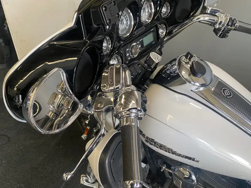 Harley-Davidson CVO Pro Street - foto 4