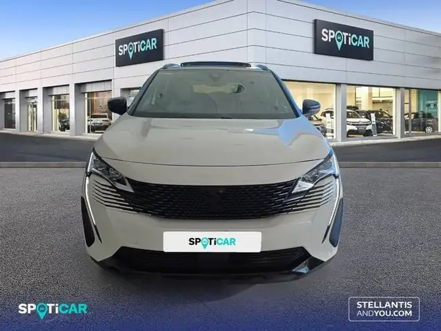 Peugeot 3008 view 2