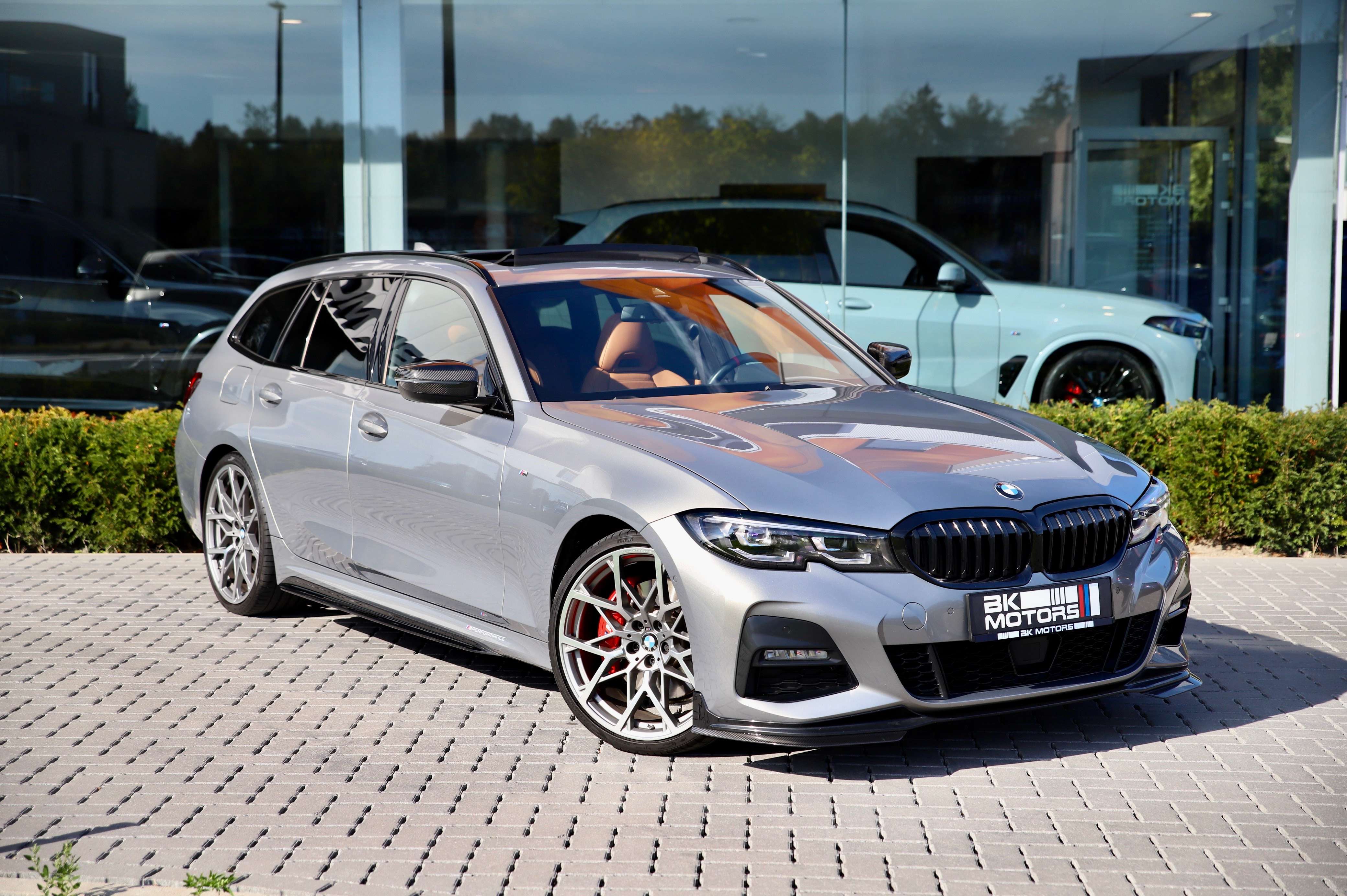 2021 BMW 330