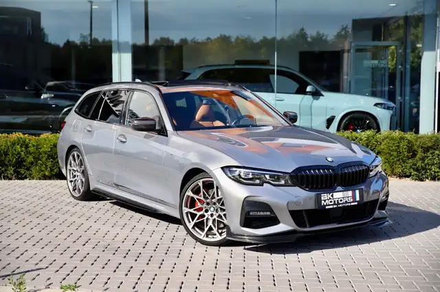 BMW 330 dAS Touring M-Pack Pro ! Performance Parts ! Carbon ! Pano ! LICHTE VRACHT €0 BIV