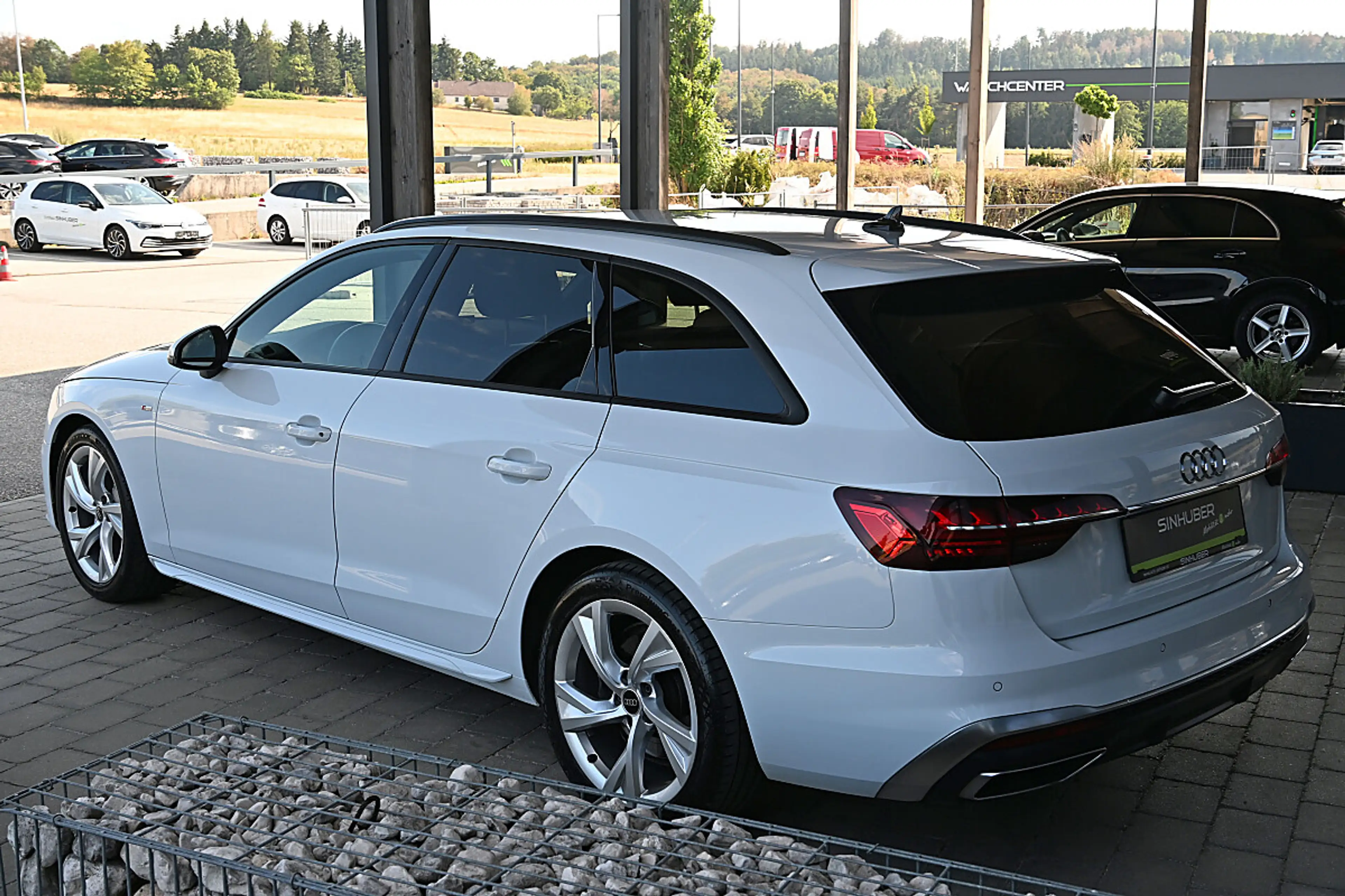 Audi A4 Avant 40 TDI S-line S-tronic LED, Soundsystem, ... — photo 3