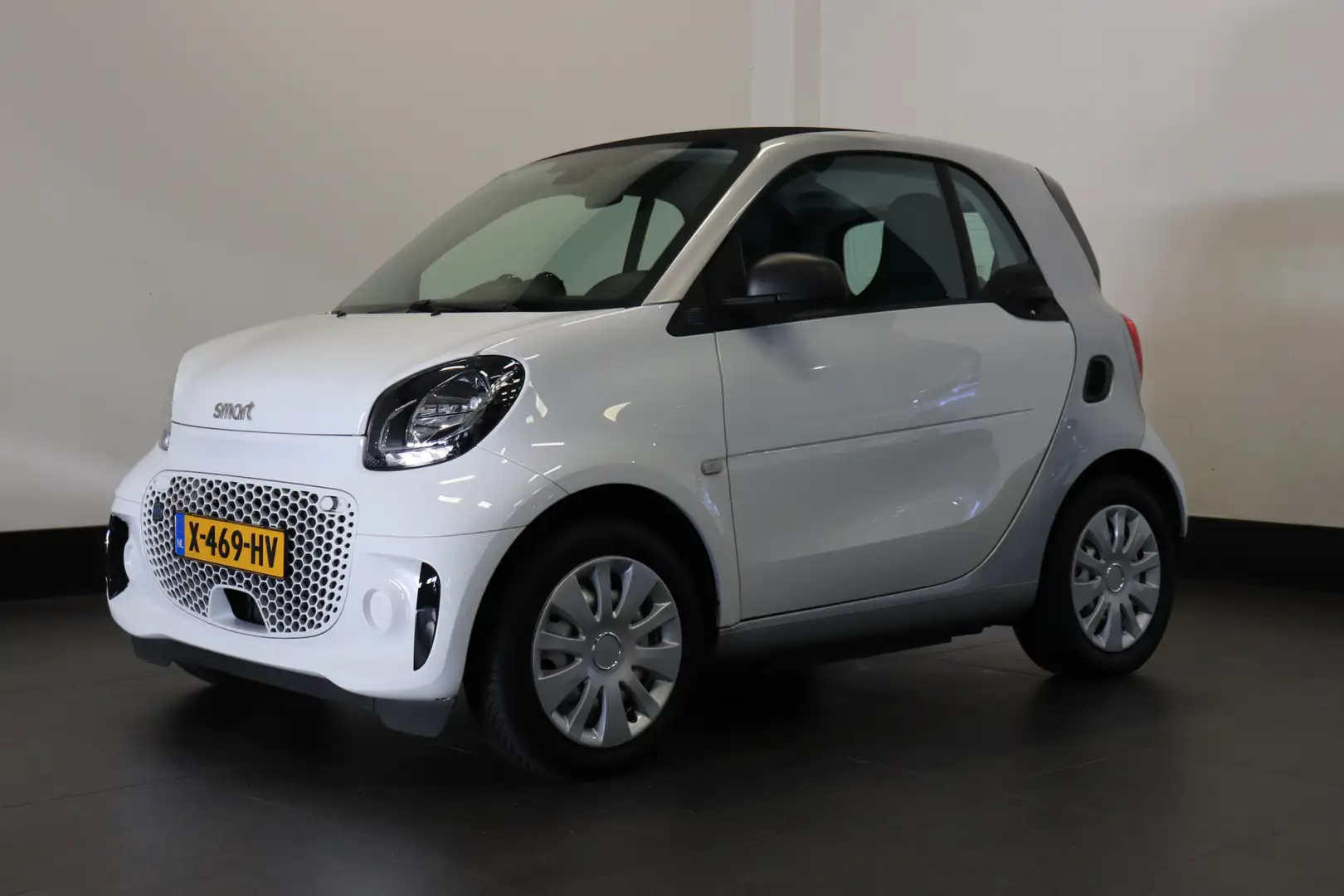 smart forTwo EQ Comfort 60KW | A/C Climate | Cruise | Stoel ver Wit - 1
