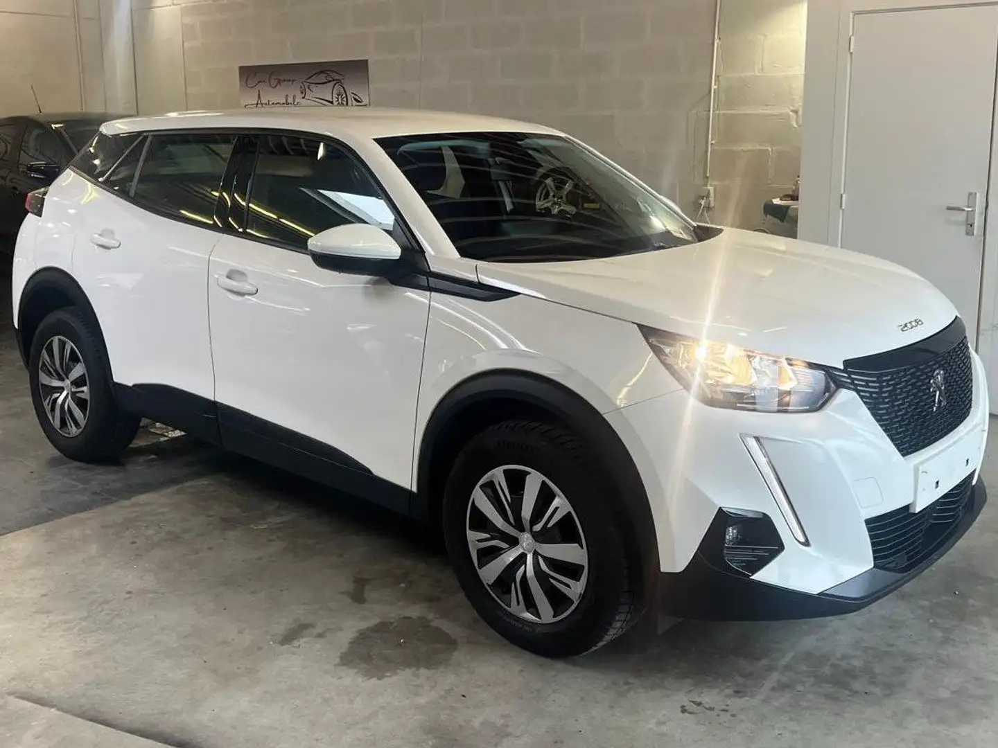 Peugeot 2008 1.5 BlueHDi Active S *12 MOIS DE GARANTIE* Blanc - 1