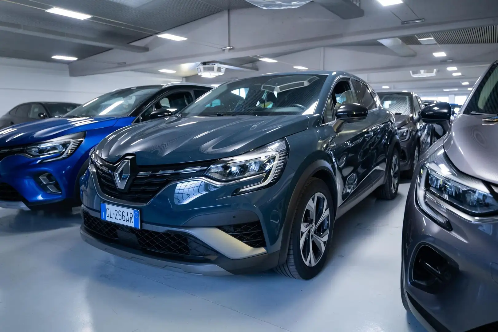 Renault Captur 1.6 E-Tech phev RS Line 160cv auto - 1