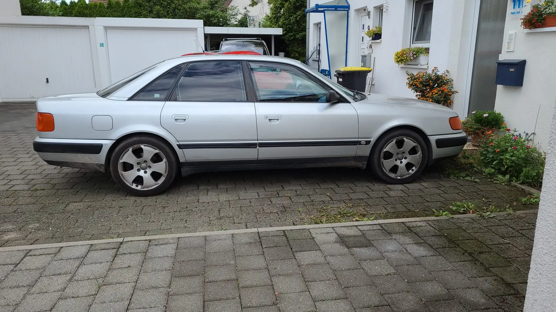 Audi 100 limousine Silber - 1