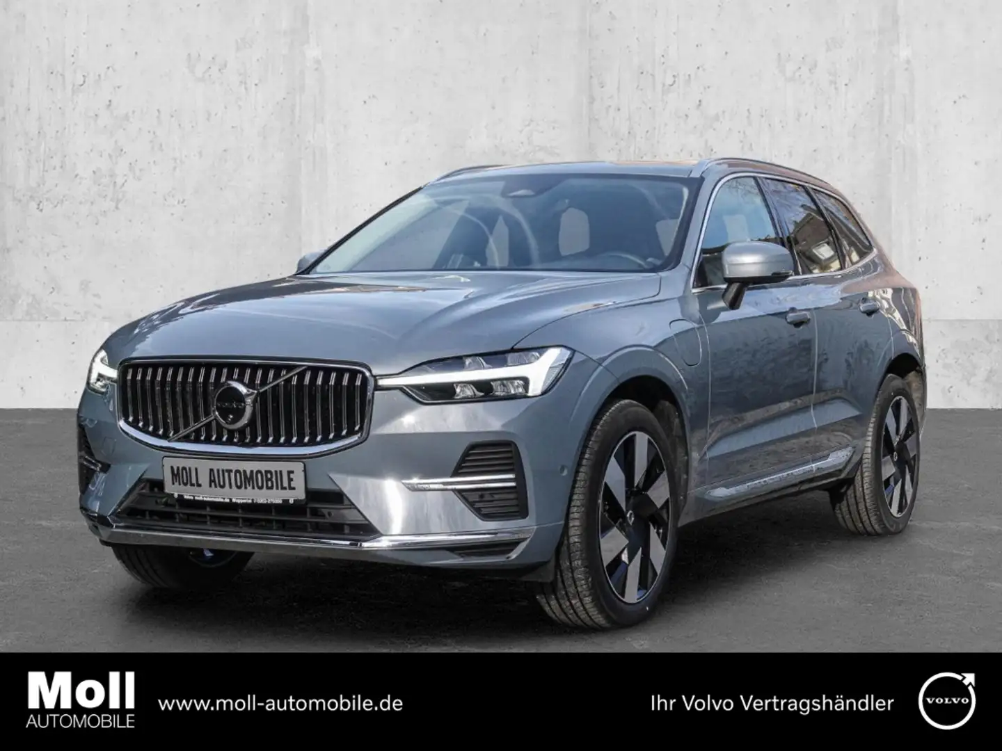Volvo XC60 Plus Bright Recharge Plug-In Hybrid AWD T8 Twin En Grau - 1