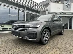Volkswagen Touareg 3.0TDI 4M R LINE*VC*LED*KAMERA*AHK