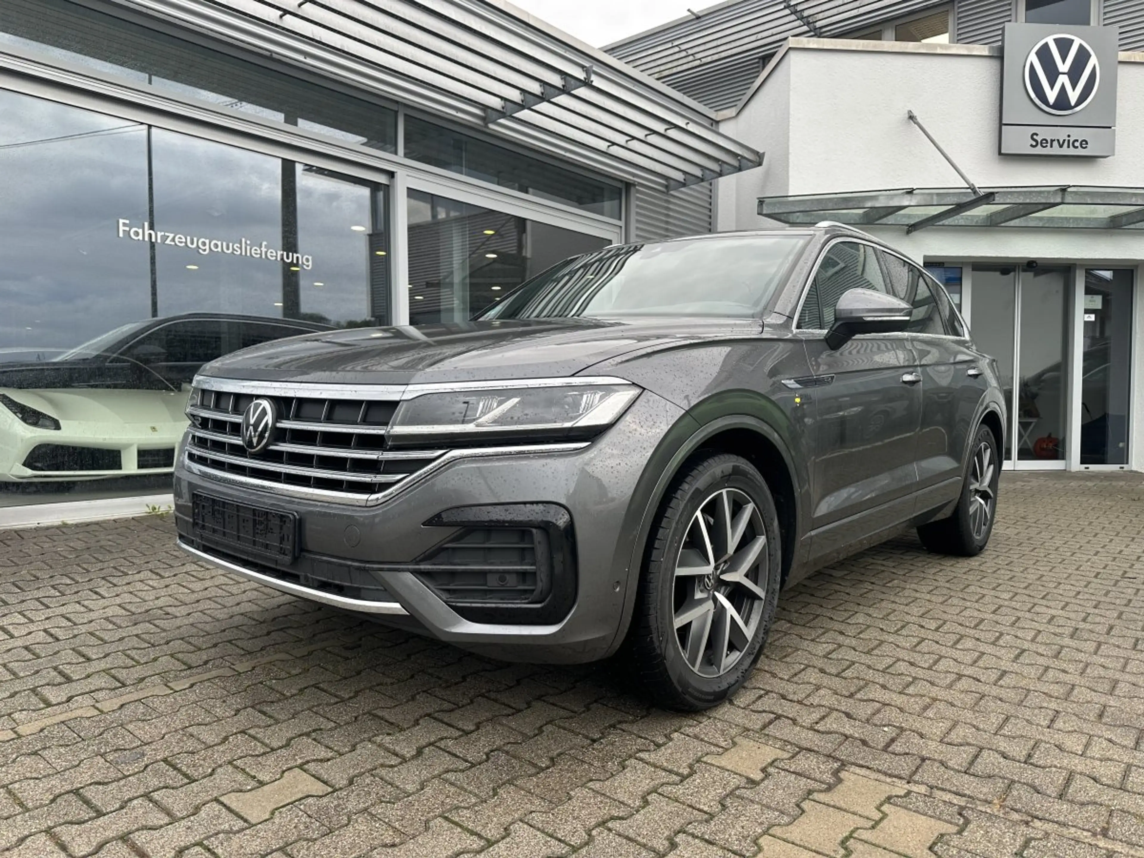 Volkswagen Touareg 3.0TDI 4M R-LINE*VC*LED*KAMERA*AHK
