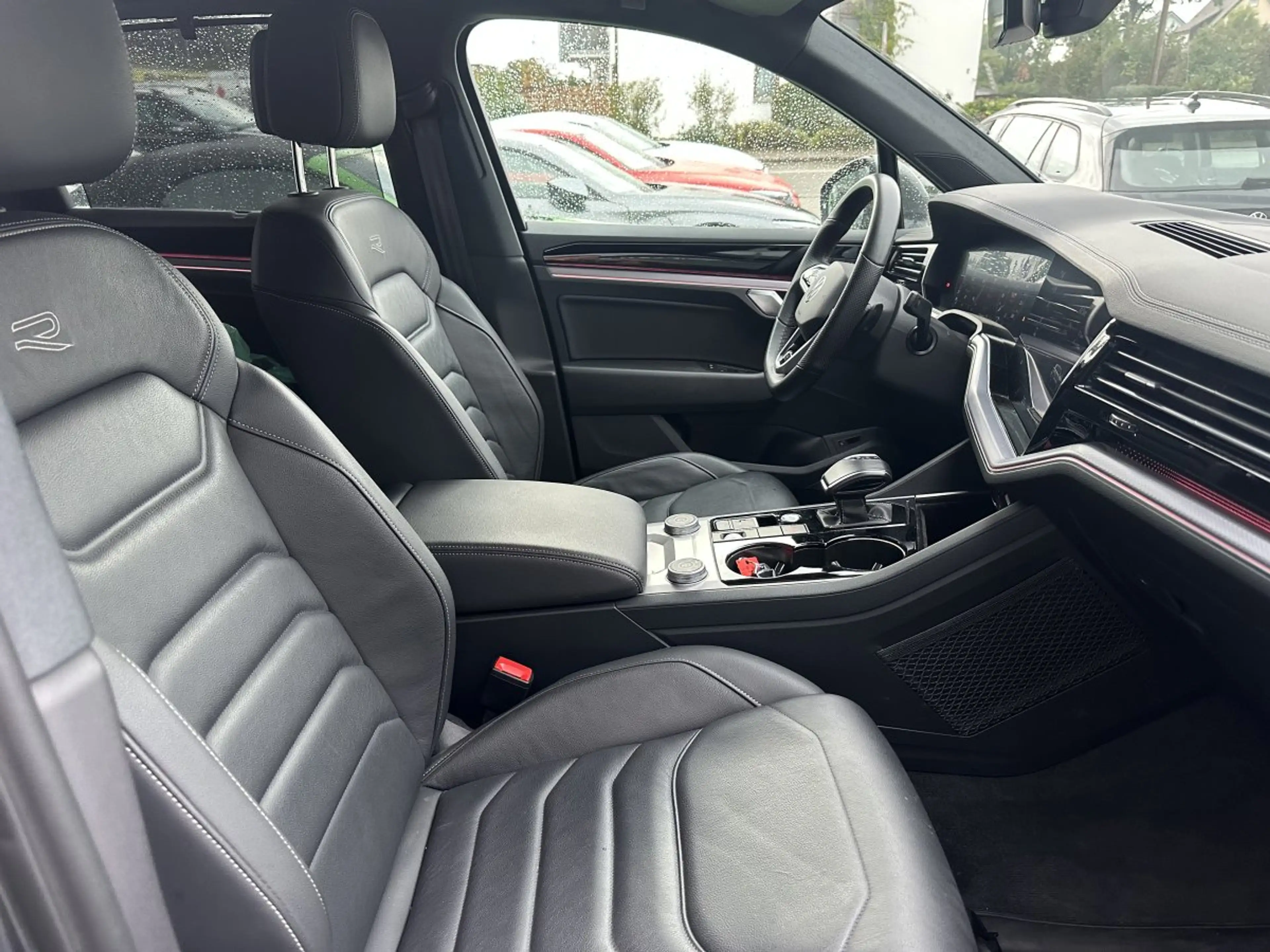 Volkswagen Touareg 3.0TDI 4M R-LINE*VC*LED*KAMERA*AHK — photo 12