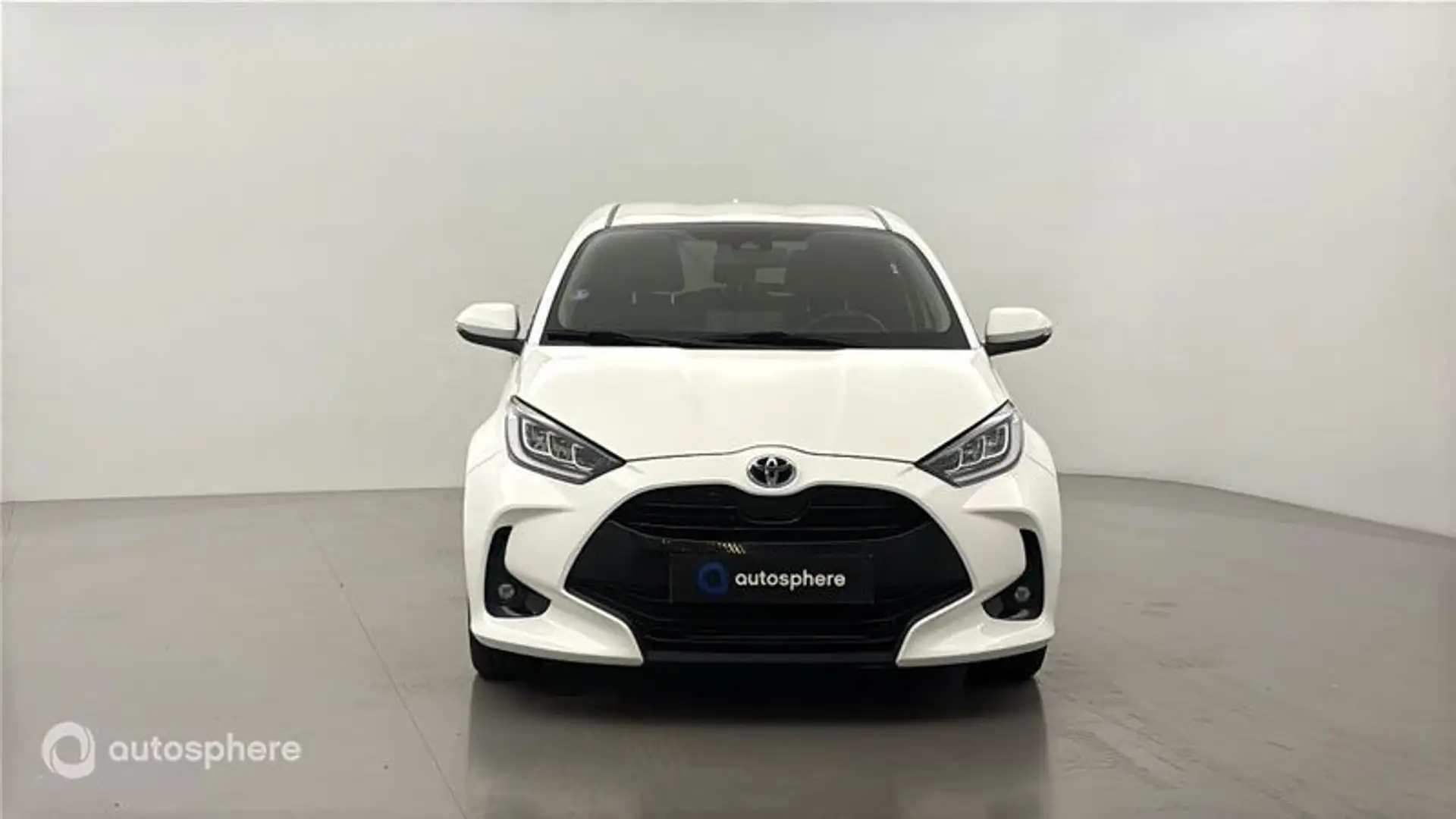 Toyota Yaris 116h Design 5p MY22 - 2