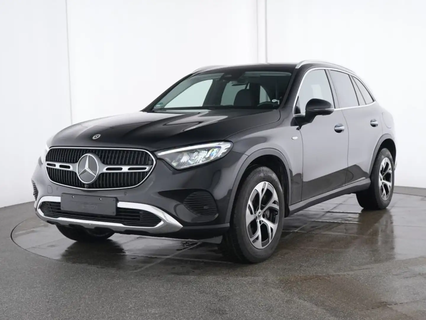 Mercedes-Benz GLC 300 de 4M , AVANTGARDE BURM MEMO AHK DISTR Schwarz - 2