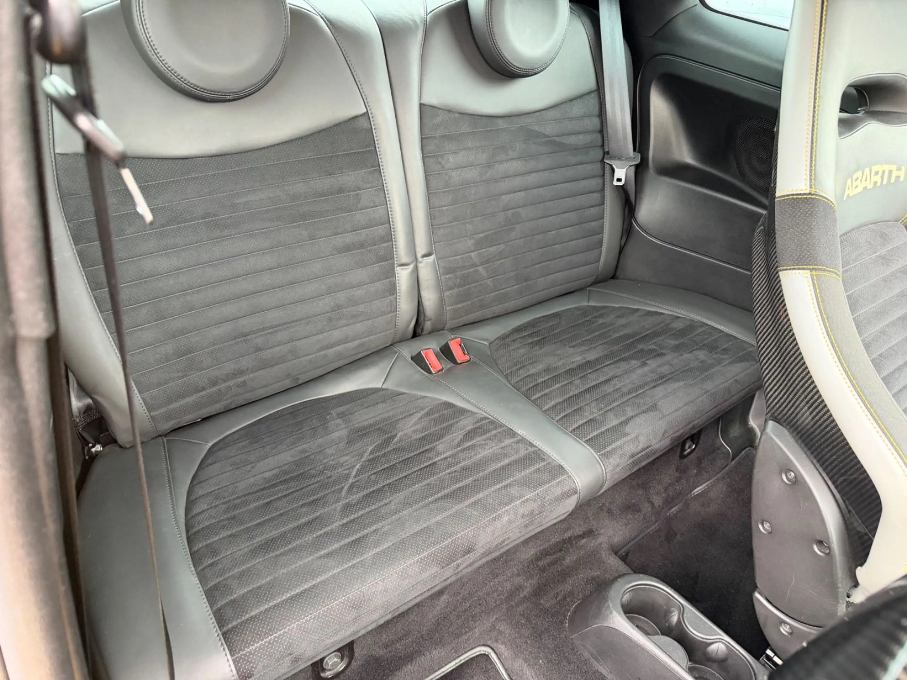Abarth 595 Competizione 595 Compet Leder SchallenSit BI-Xenon Navi Euro6 — photo 7