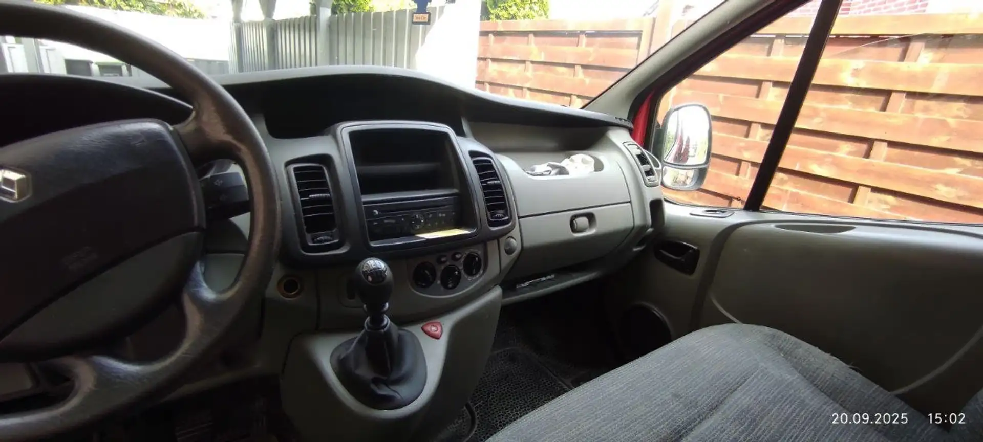 Renault Trafic Trafic 2.0 dCi 115 FAP L1H1 Rot - 2