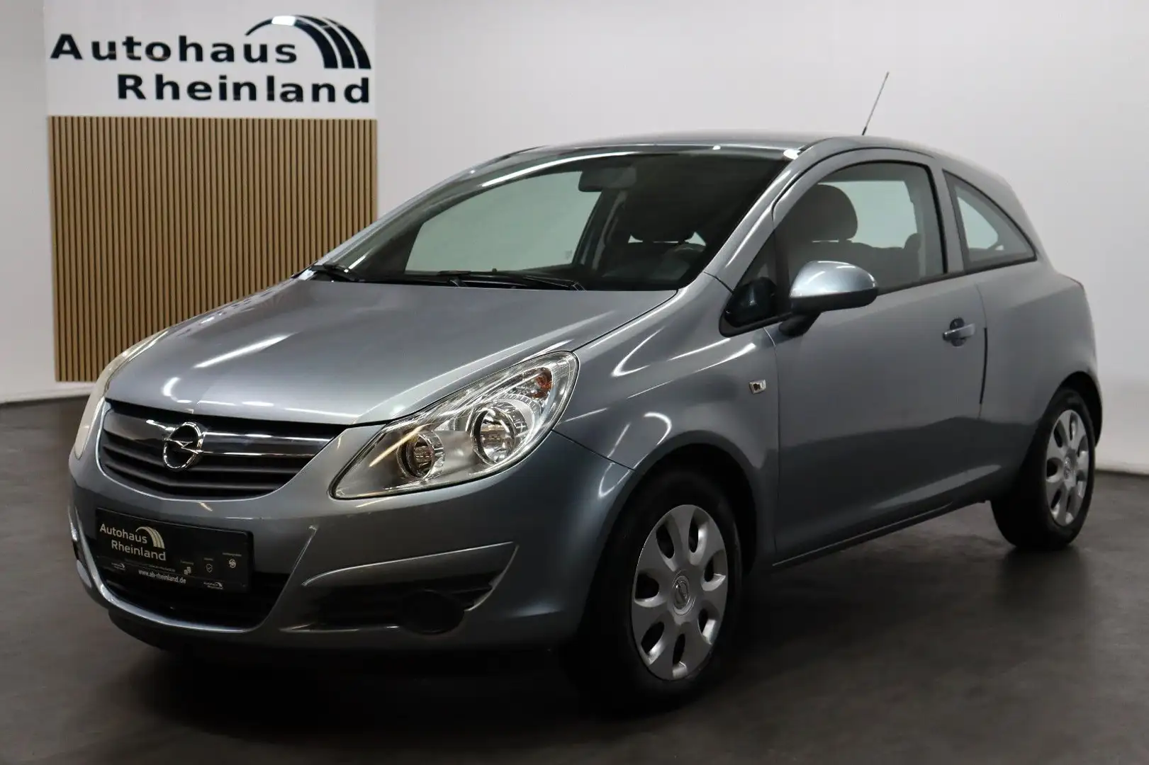 Opel Corsa D Edition*ALLWETTERREIFEN*KLIMA*WENIG KM Silber - 1