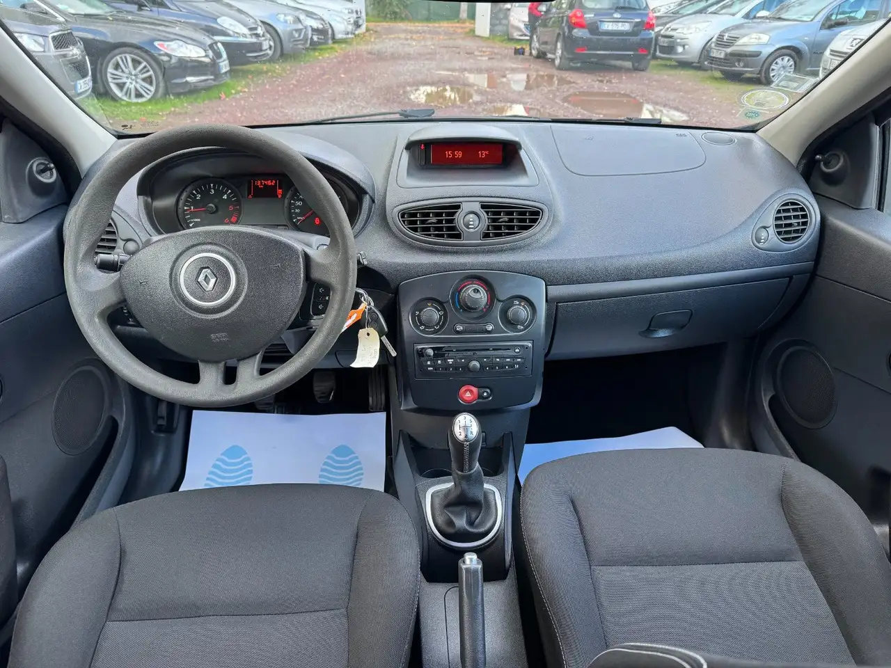 Renault Clio Citadine 5 portes — photo 5