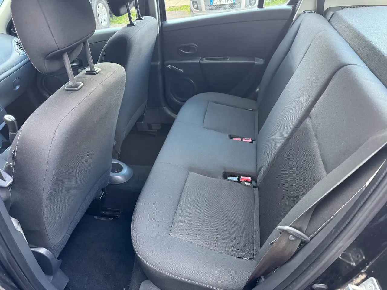 Renault Clio Citadine 5 portes — photo 6