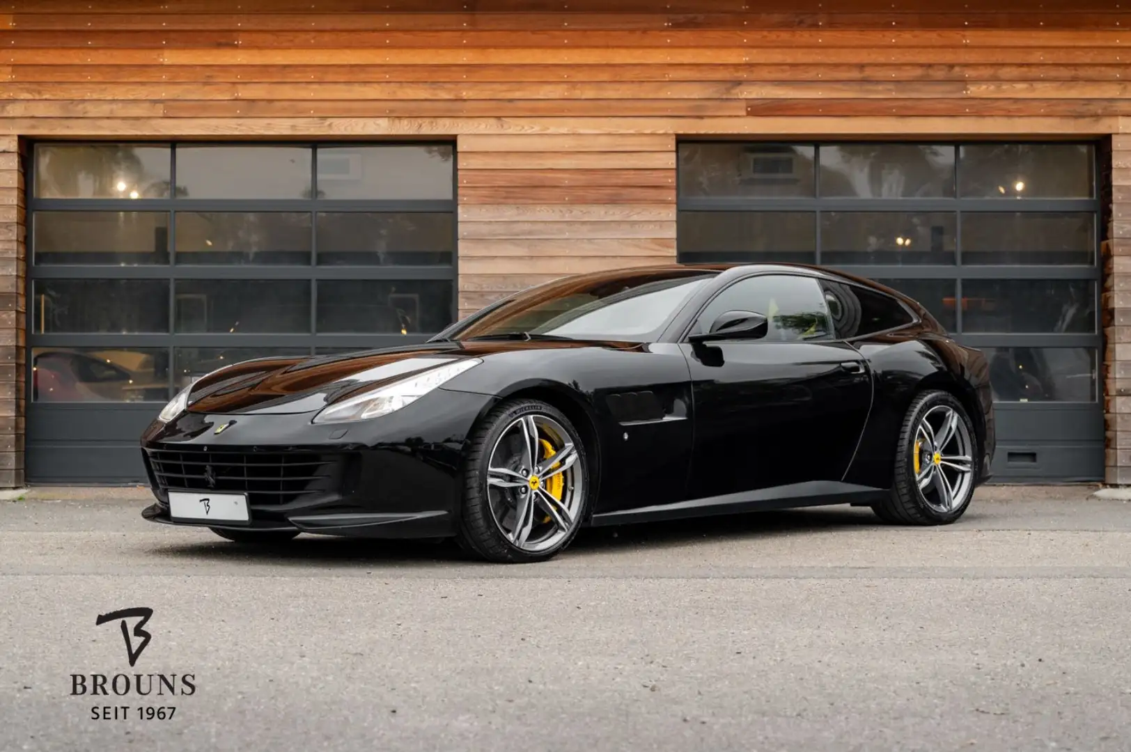 Ferrari GTC4 Lusso 6.3 V12 690PS|Atelier|PassDisplay|Lift Schwarz - 1
