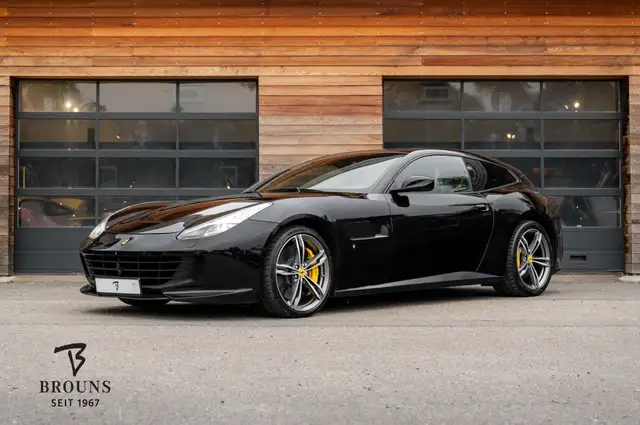 Ferrari GTC4 Lusso 6.3 V12 690PS|Atelier|PassDisplay|Lift