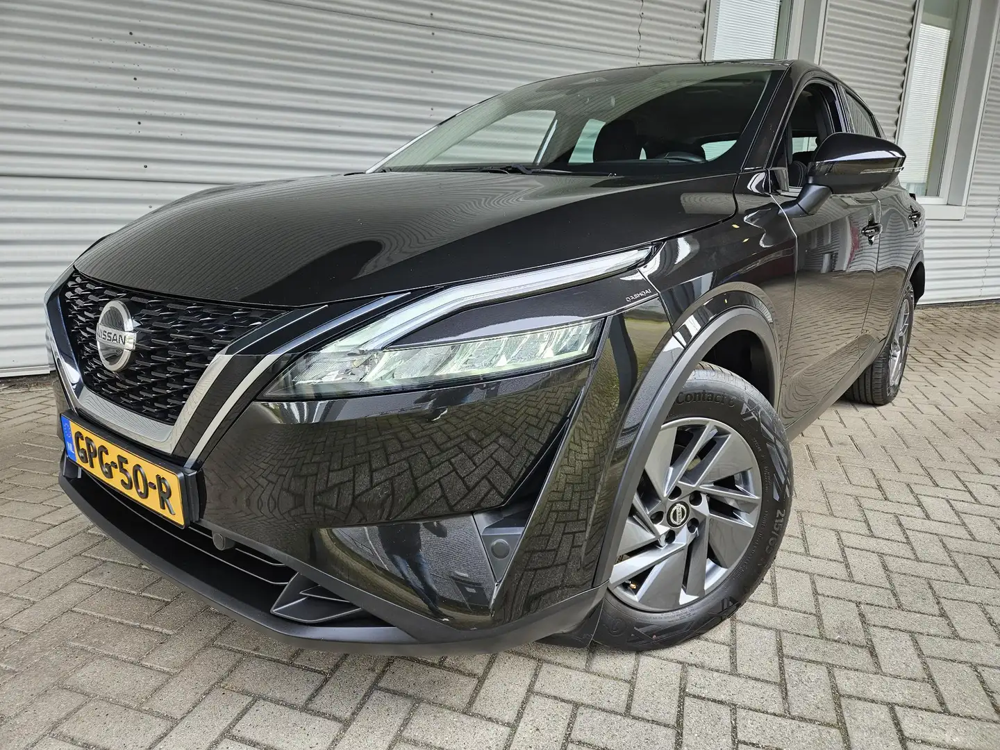 Nissan Qashqai 1.3 MHEV Acenta Nissan Qashqai 1.3 MHEV Business A Zwart - 2