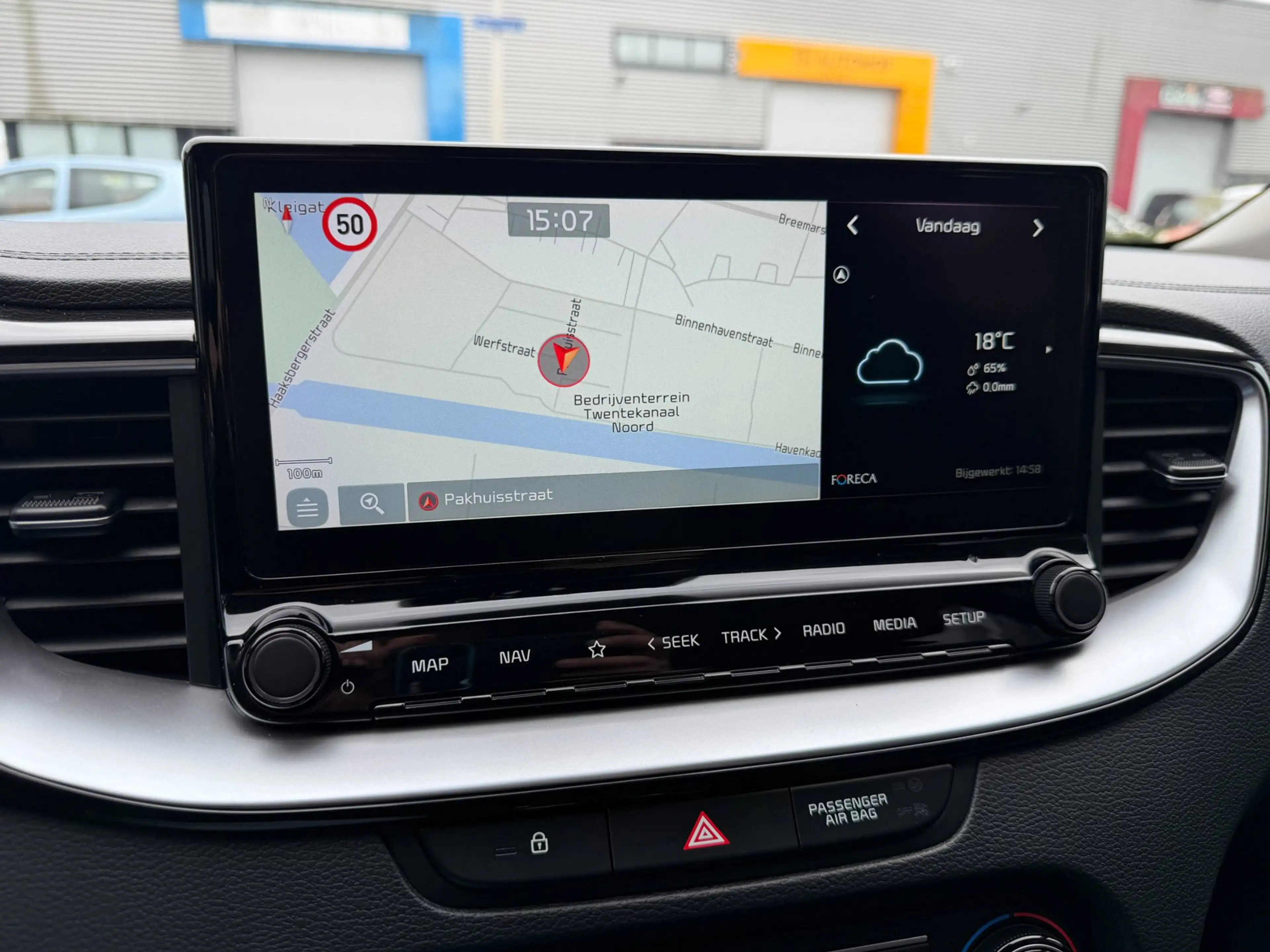 Kia Ceed / cee'd 1.5 T-GDi Automaat LED Camera Lane Carplay Navi DA — photo 24