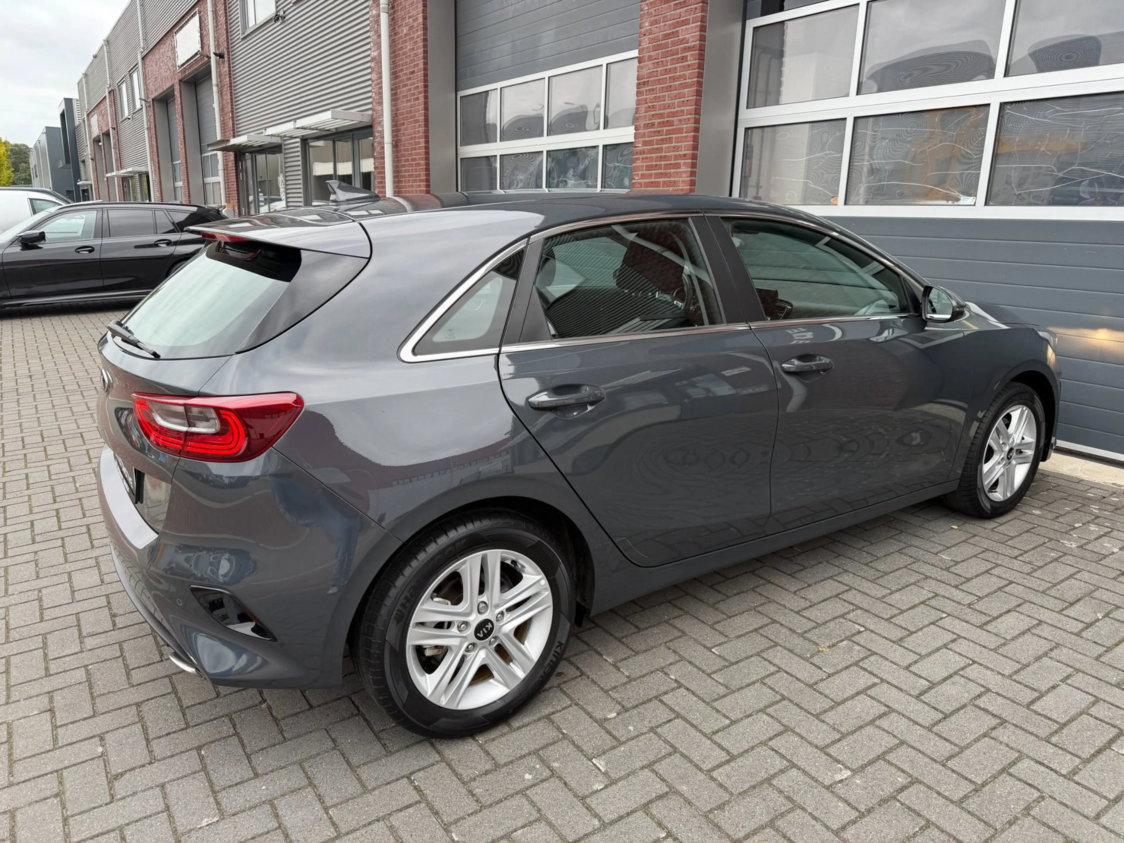 Kia Ceed / cee'd 1.5 T-GDi Automaat LED Camera Lane Carplay Navi DA — photo 5