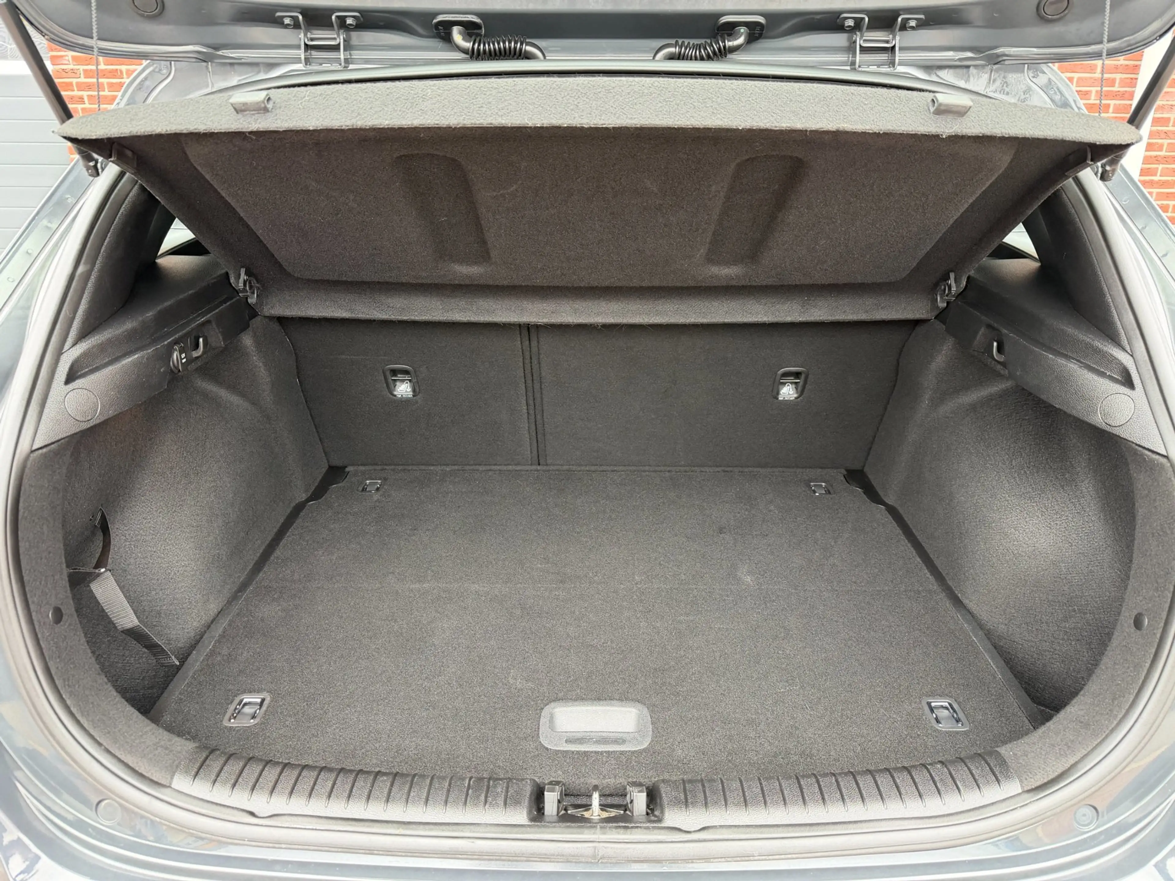 Kia Ceed / cee'd 1.5 T-GDi Automaat LED Camera Lane Carplay Navi DA — photo 12