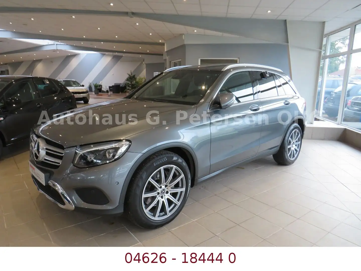 Mercedes-Benz GLC 220 d 4M*AMG*AHK*LED ILS*Panorama* Gris - 1