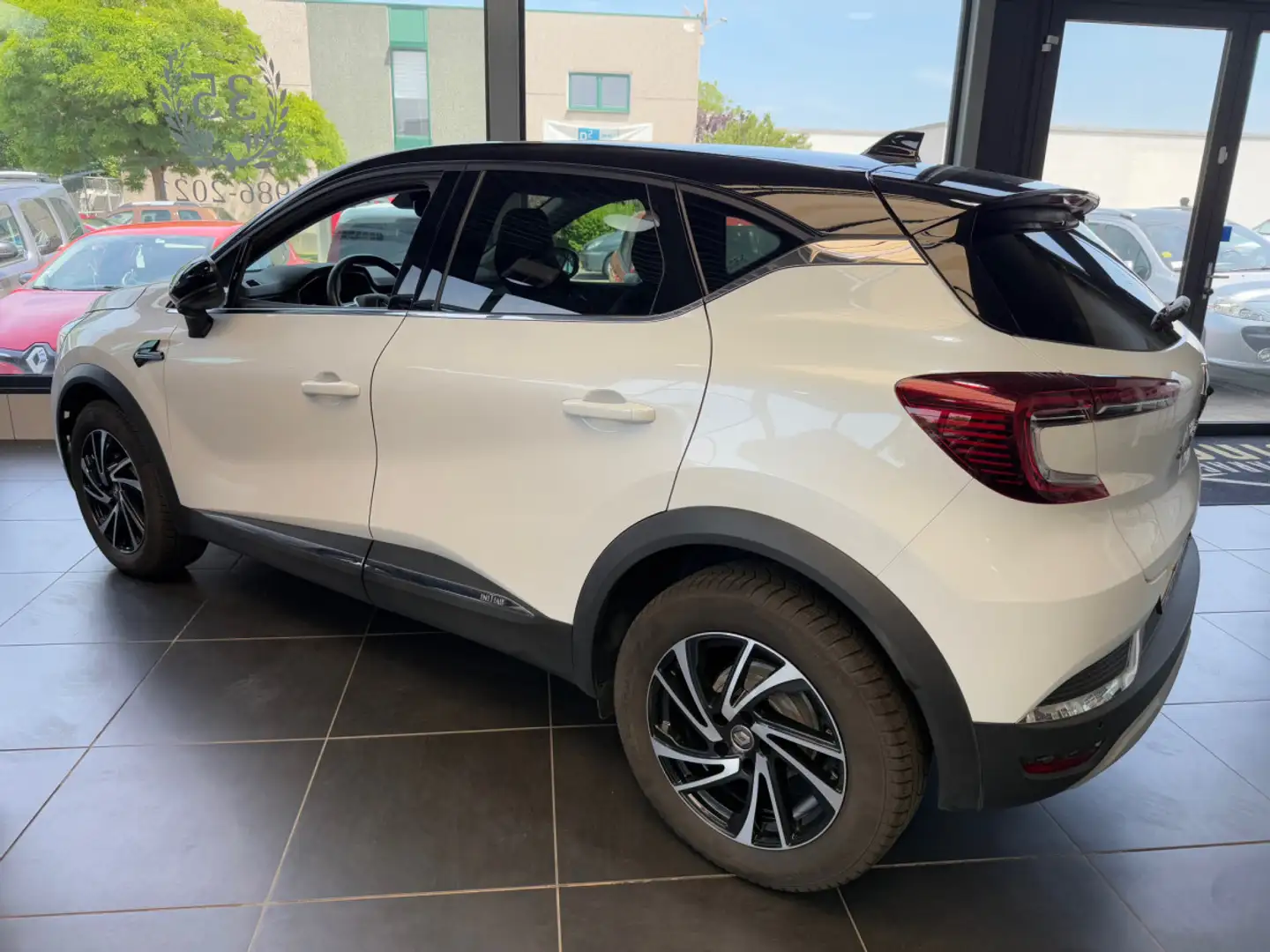 Renault Captur INITIALE PARIS E TECH 140 Blanc - 2
