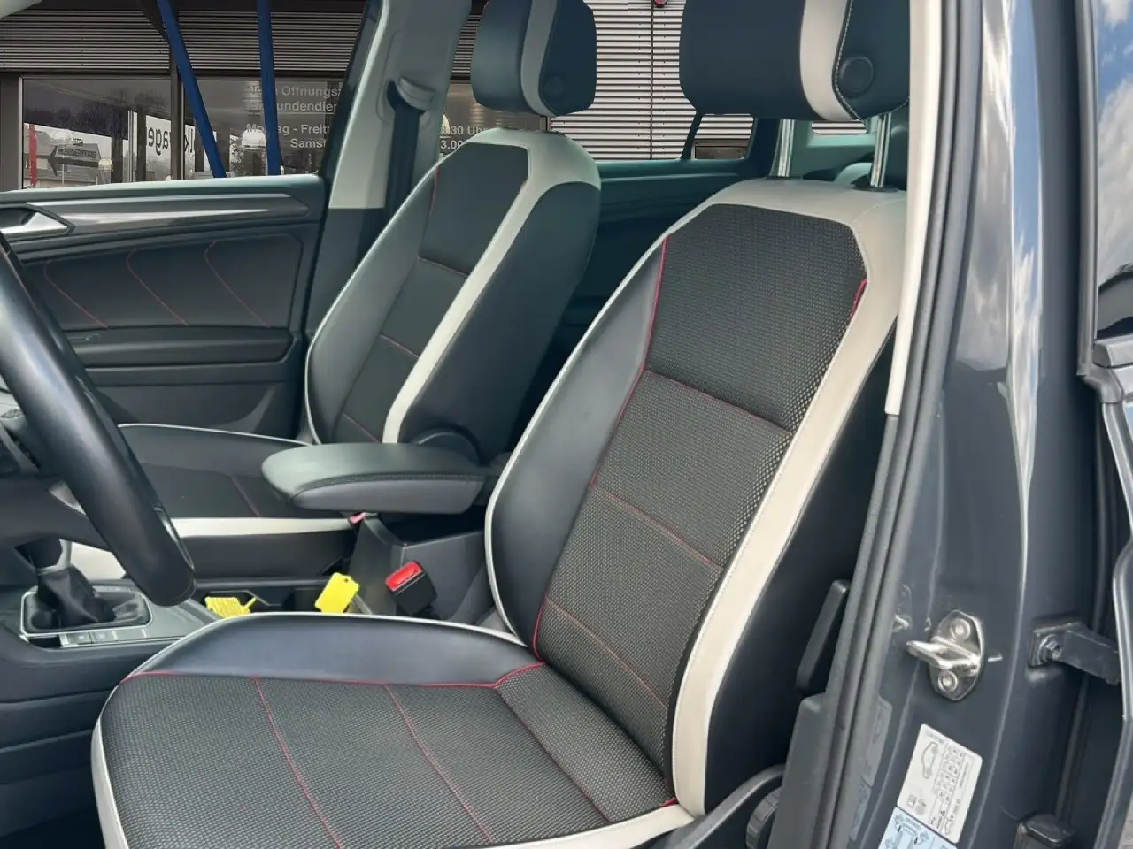 Volkswagen Tiguan Life Urban Sport AHK/EasyOpen/Kamera, миниатюра 12