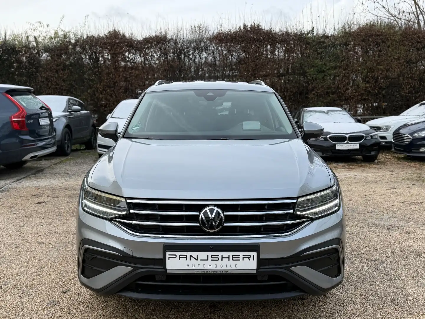 Volkswagen Tiguan Allspace Life 360°Kam LED BliSp Keyless Plateado - 2
