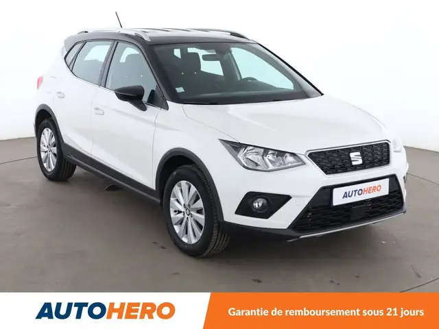 Seat Arona view 8