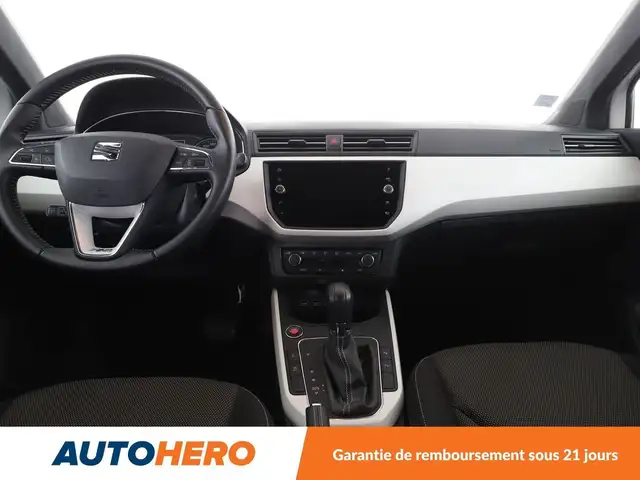 Seat Arona view 12