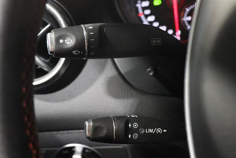 Mercedes-Benz CLA 180 CLA 180 AUTOMAAT NAV PDC FULL LED — photo 17