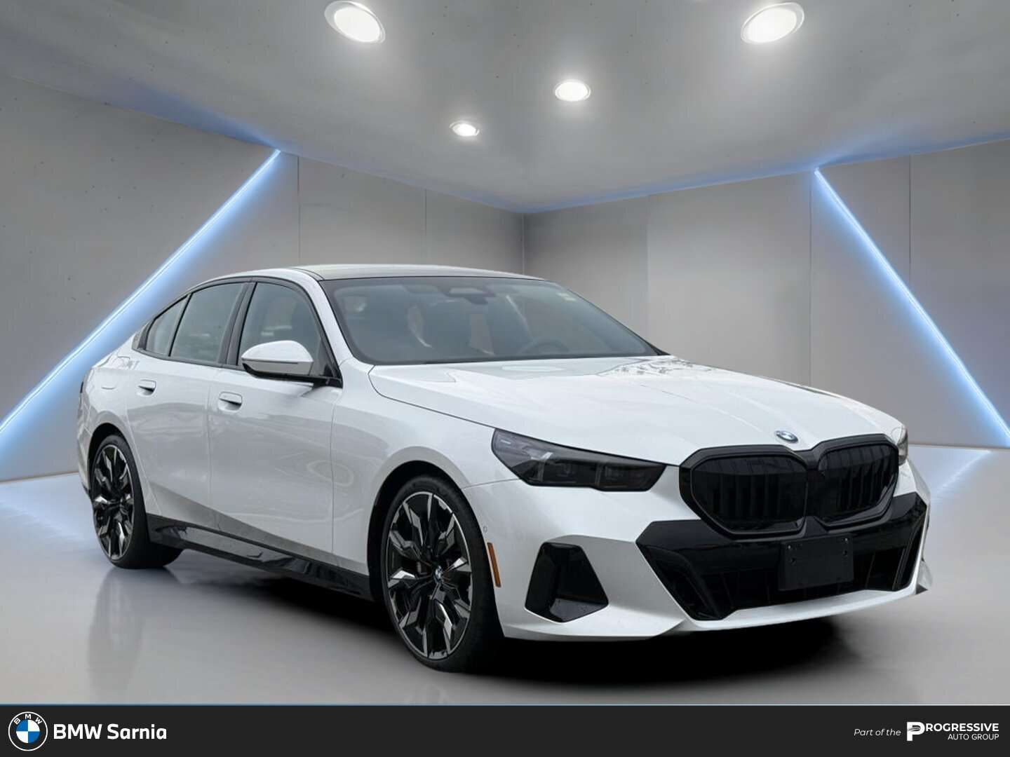 2027 BMW 5 Series 530I XDRIVE | ONE OWNER | PREMIUM ENHANCED PACKAGE — photo 1