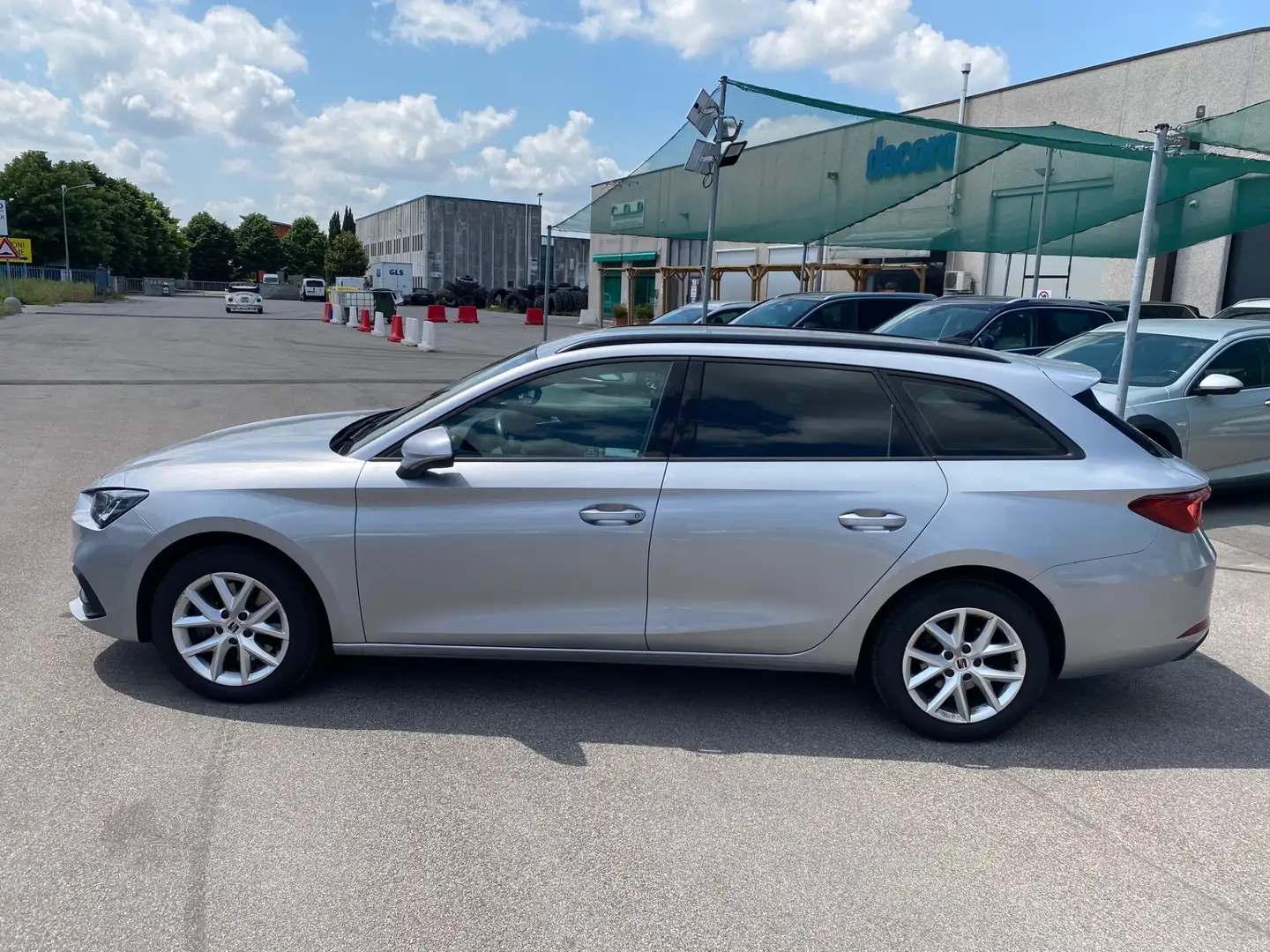 SEAT Leon Sportstourer 2.0 TDI Business Grigio - 2