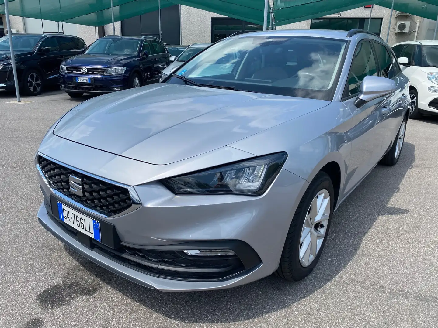 SEAT Leon Sportstourer 2.0 TDI Business Grigio - 1