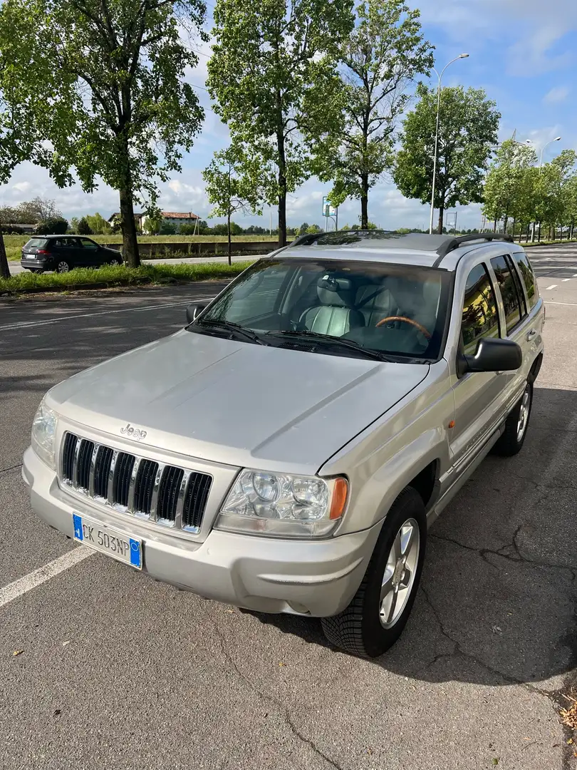 Jeep Grand Cherokee 2.7 crd Overland auto N1 Silber - 1