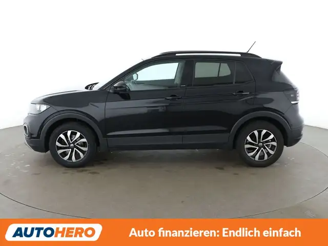 Volkswagen T-Cross view 3